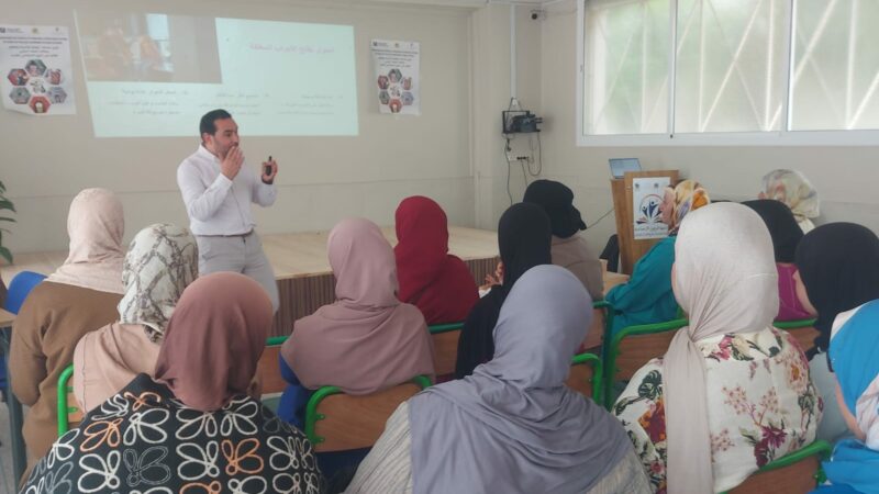 Le CEMARESS contribue à la sensibilisation des parents aux violences numériques fondées sur le genre dans les établissements scolaires de Tanger